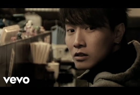 Embedded thumbnail for 陳柏宇 Jason Chan - 你瞞我瞞 (Official MV)